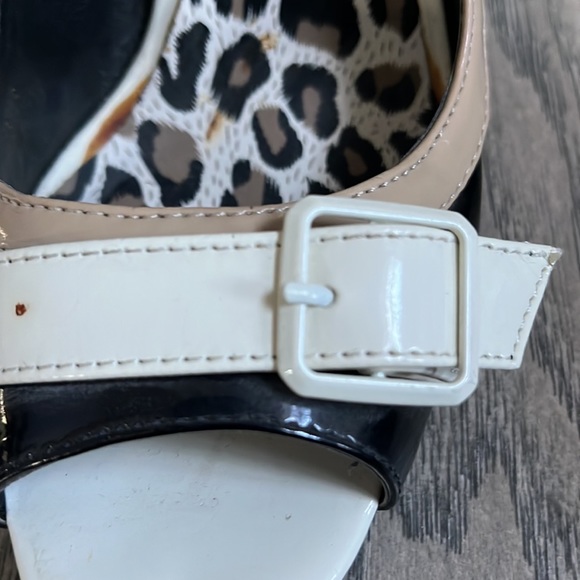 Never Worn Joey Patent Peep Toe Heels - Picture 8 of 10